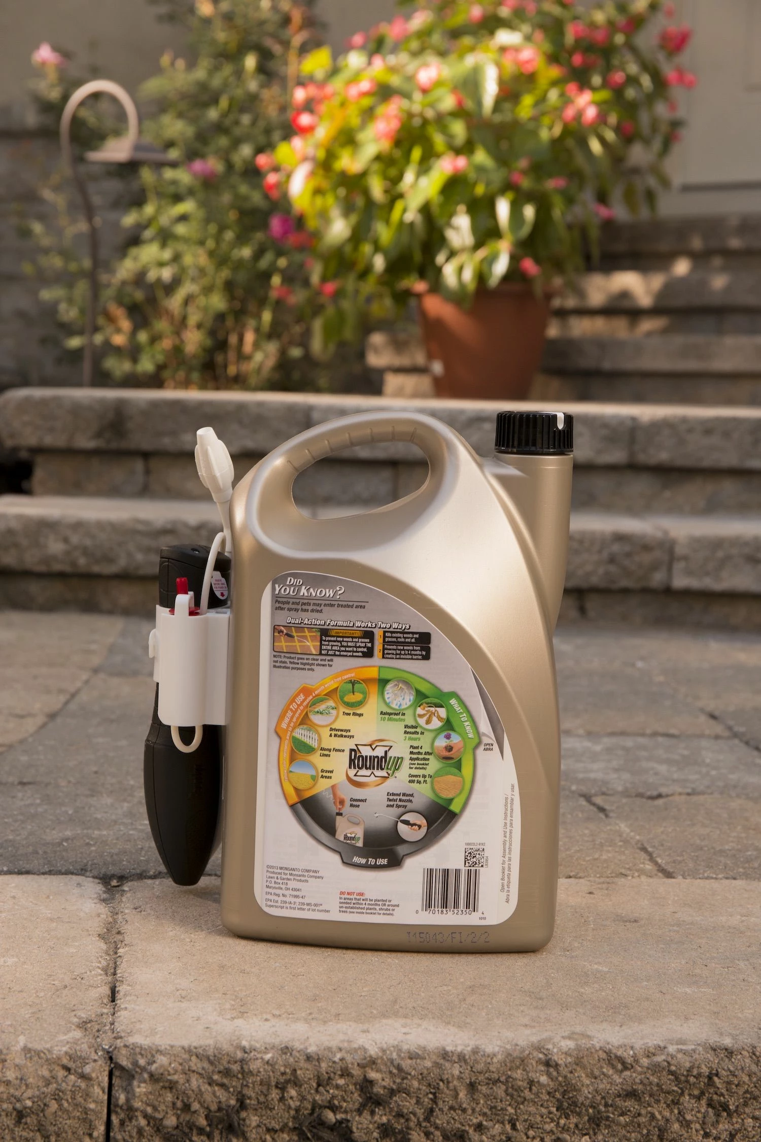 Roundup 1.1-Gallon, Ready-To-Use Extended Control Weed & Grass Killer Plus Weed Preventer II With Comfort Wand 6 Roundup 1.1-Gallon, Ready-To-Use Extended Control Weed & Grass Killer Plus Weed Preventer II With Comfort Wand - Image 4