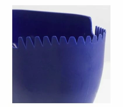 3-Liter Poly Hand Crank Spreader 4 3-Liter Poly Hand Crank Spreader - Image 2