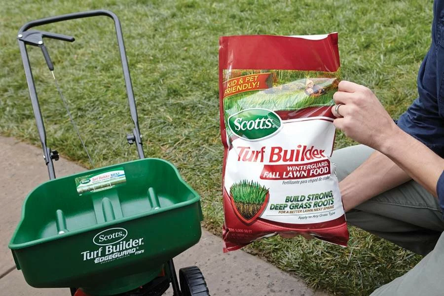 Turf Builder Winterguard Fall Lawn Food 4 Turf Builder Winterguard Fall Lawn Food - Image 2