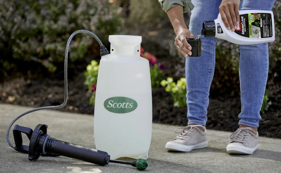 32-Fl. Oz. GroundClear Weed And Grass Killer 5 32-Fl. Oz. GroundClear Weed And Grass Killer - Image 3